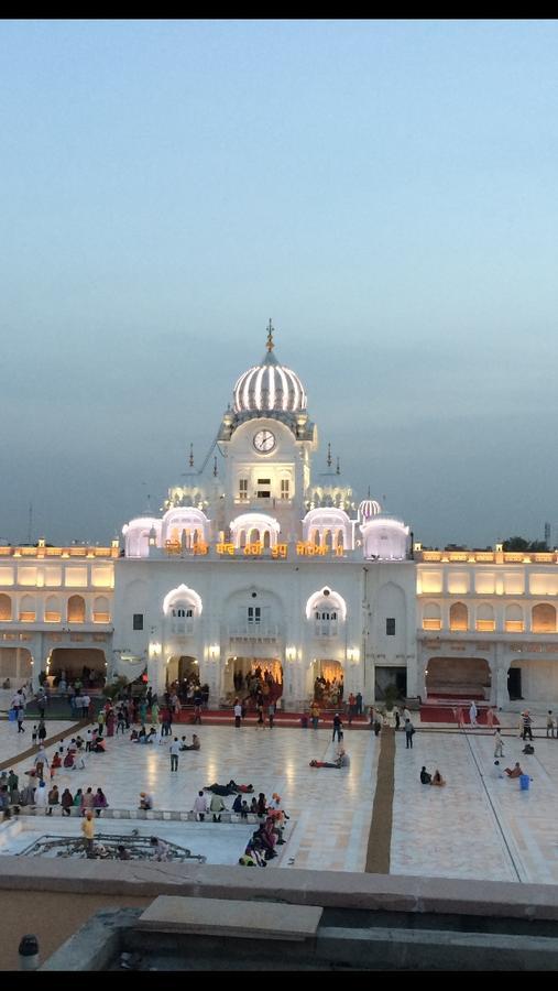 Arora Guest House Amritsar Exteriör bild